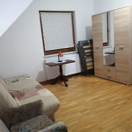 بيت للعطل In Near *