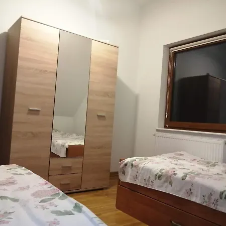 بيت للعطل In Near *